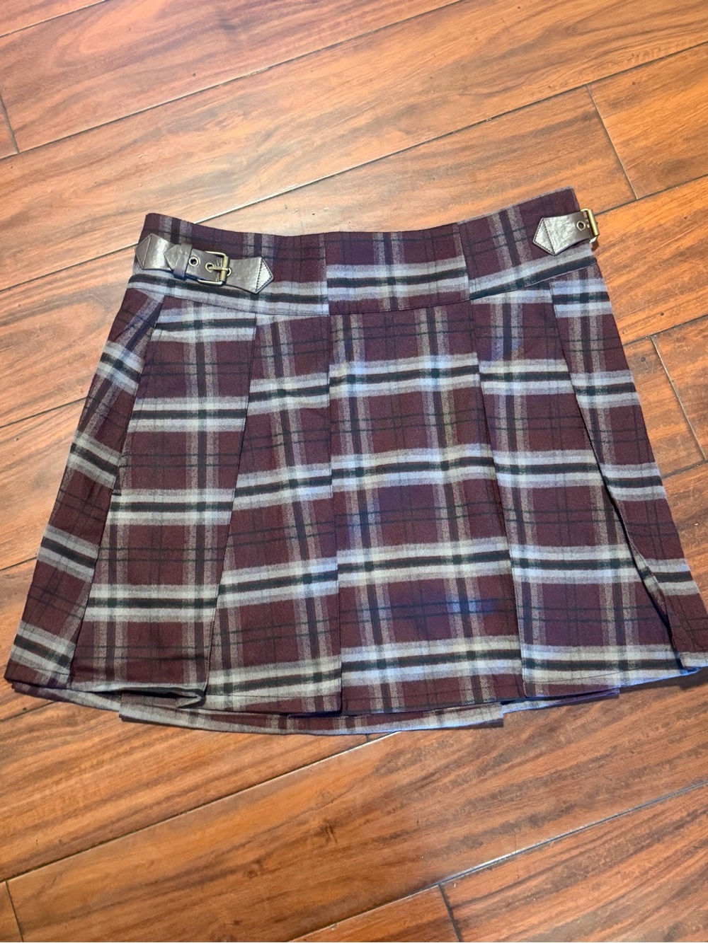 Disturbia burgundy and brown skirt women’s sizes 10 - Picture 2 of 11